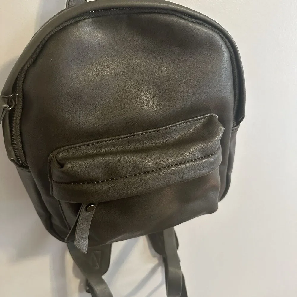 Universal Threads Small Army Green Backpack Faux‎ Leather